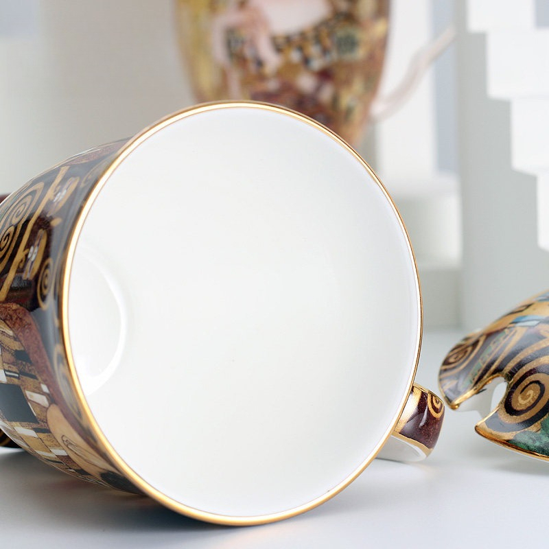 European Ceramic Mug with Lid  - огляд і ціна Celadon Ceramic Cup